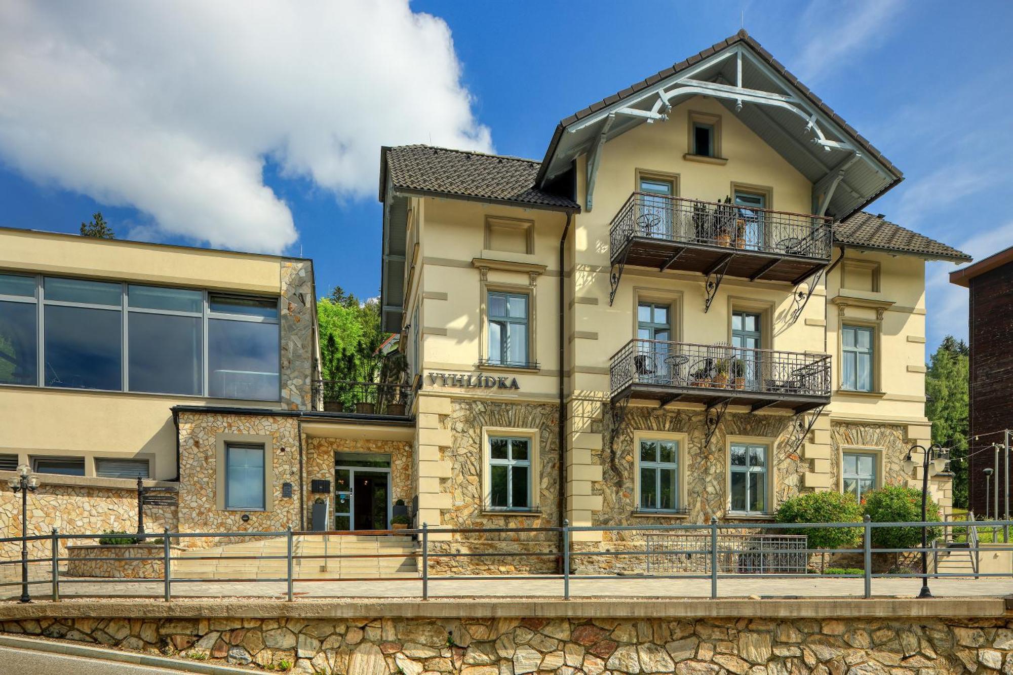 Hotel Vyhlídka Janske Lazne Exterior foto