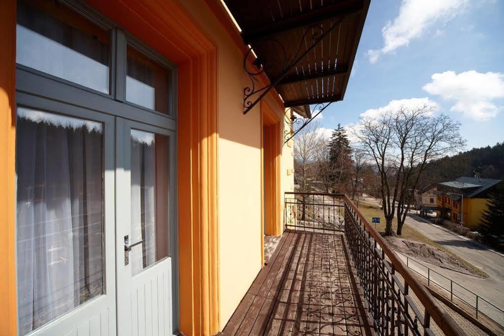 Hotel Vyhlídka Janske Lazne Exterior foto